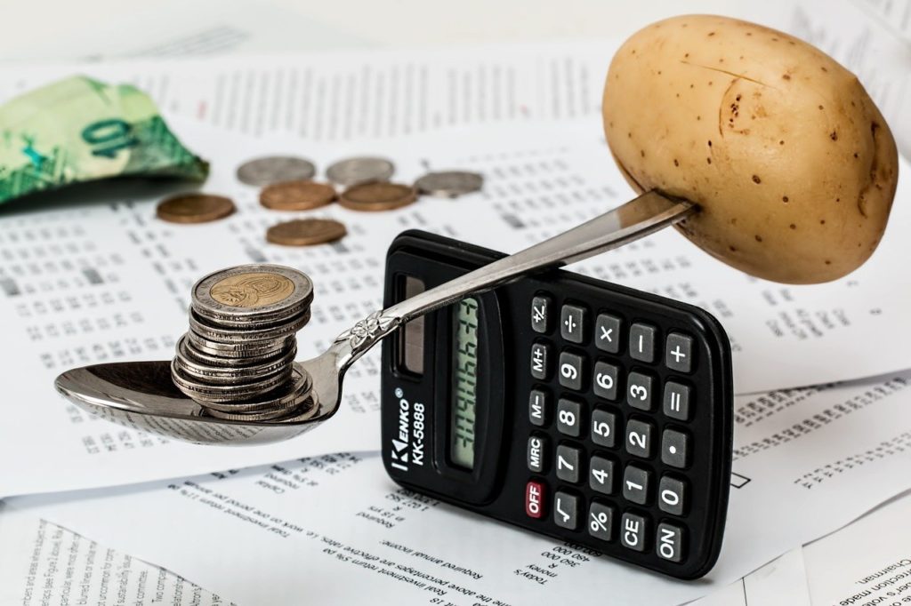 como calcular encargos sociais de uma empresa