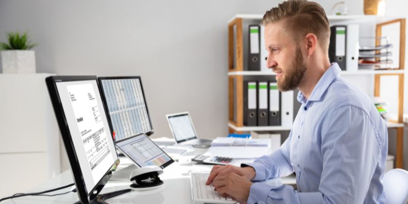 Quem pode fazer o faturamento de uma empresa?