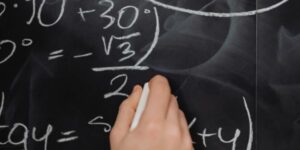melhor curso de matemática financeira